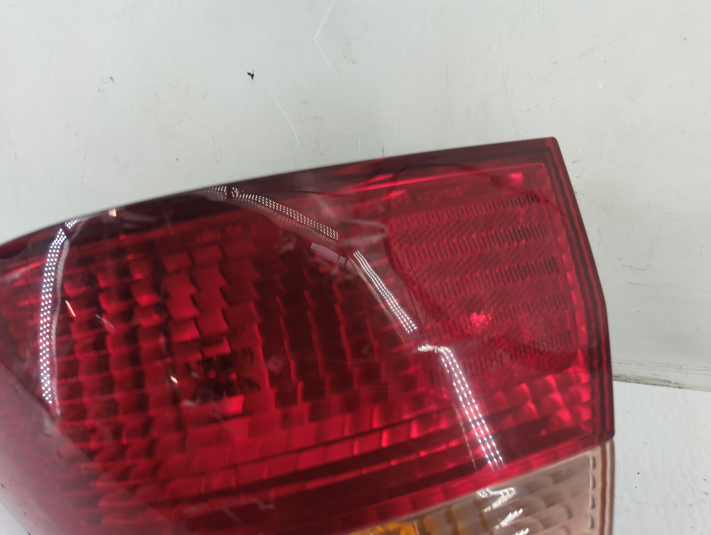 1998-2002 Honda Accord Tail Light Assembly Passenger Right OEM Fits Fits 1998 1999 2000 2001 2002 OEM Used Auto Parts - Oemusedautoparts1.com