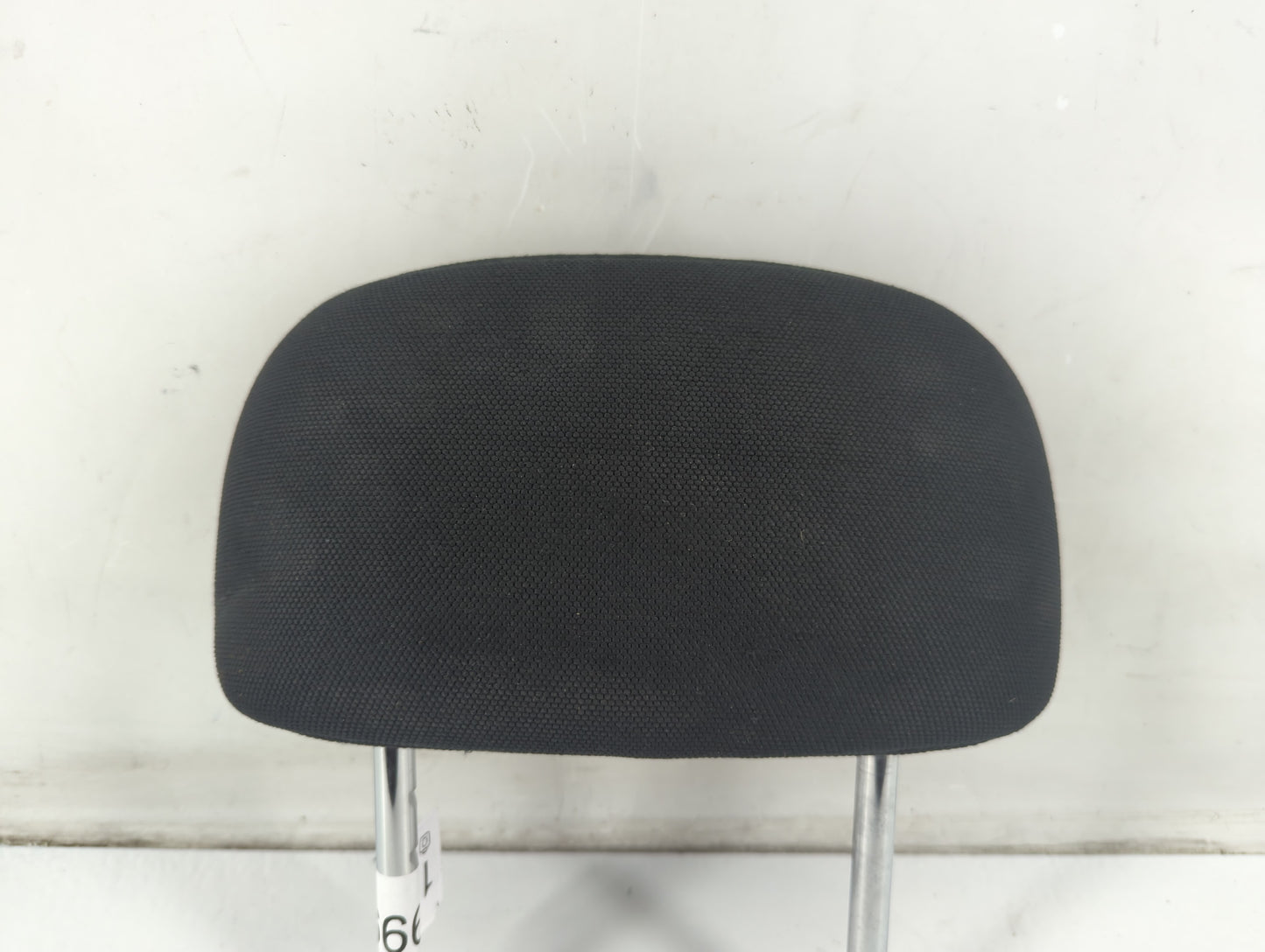 2004-2006 Scion Xa Headrest Head Rest Rear Center Seat Fits Fits 2004 2005 2006 OEM Used Auto Parts - Oemusedautoparts1.com