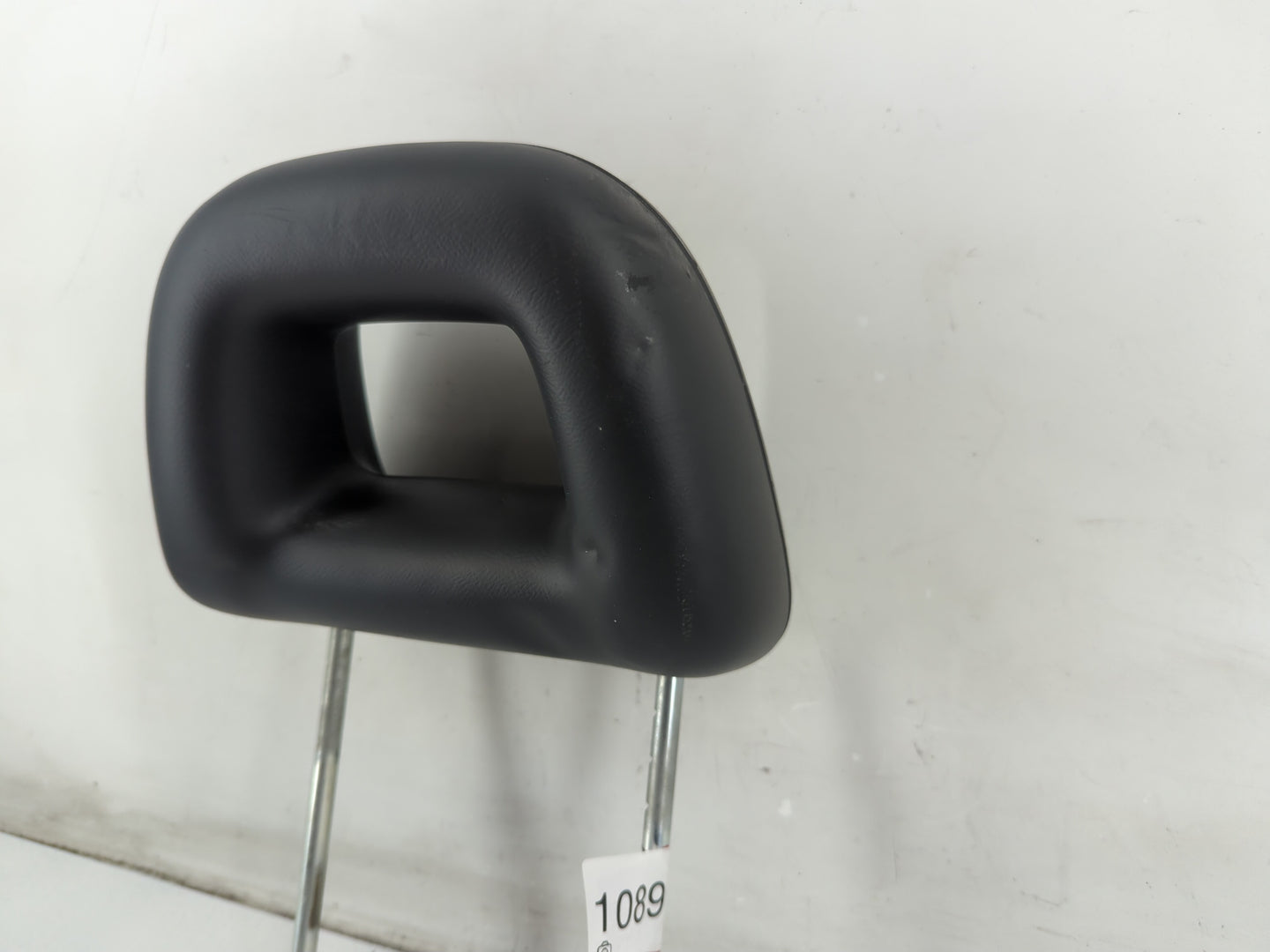2008 Dodge Caliber Headrest Head Rest Front Driver Passenger Seat Fits OEM Used Auto Parts - Oemusedautoparts1.com