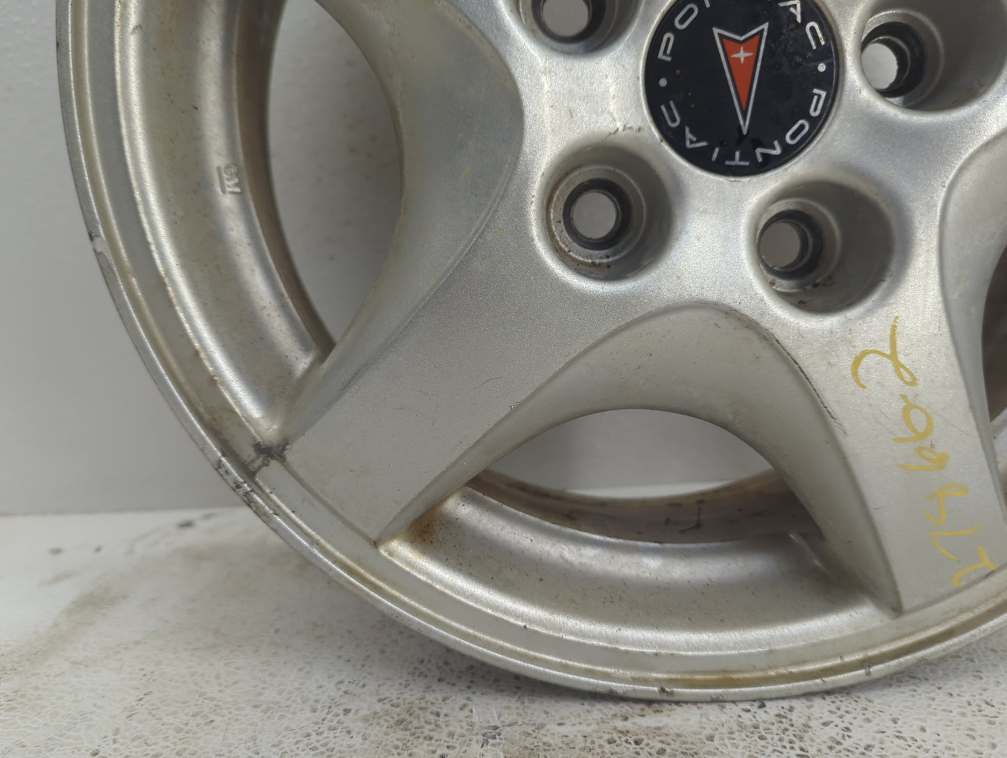 1999-2005 Pontiac Montana Oem Wheel Rim
