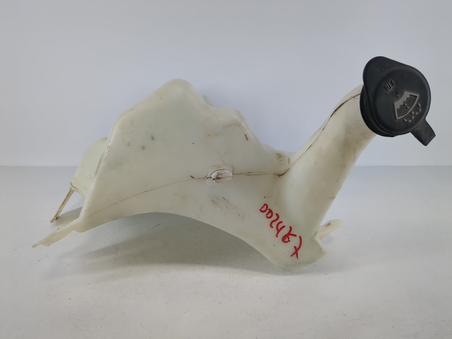 2002-2003 Buick Rendezvous Windshield Washer Fluid Reservoir Bottle Oem - Oemusedautoparts1.com