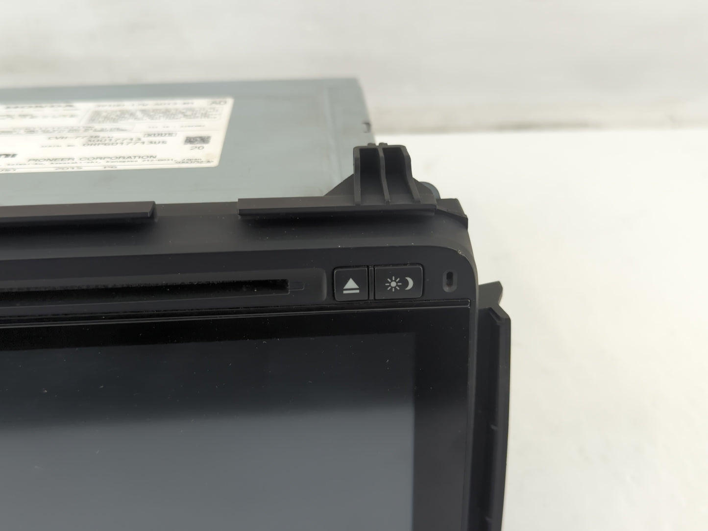 2016 Honda Hr-V Radio AM FM Cd Player Receiver Replacement P/N:39100-T7W-A013-M1 Fits OEM Used Auto Parts - Oemusedautoparts1.com