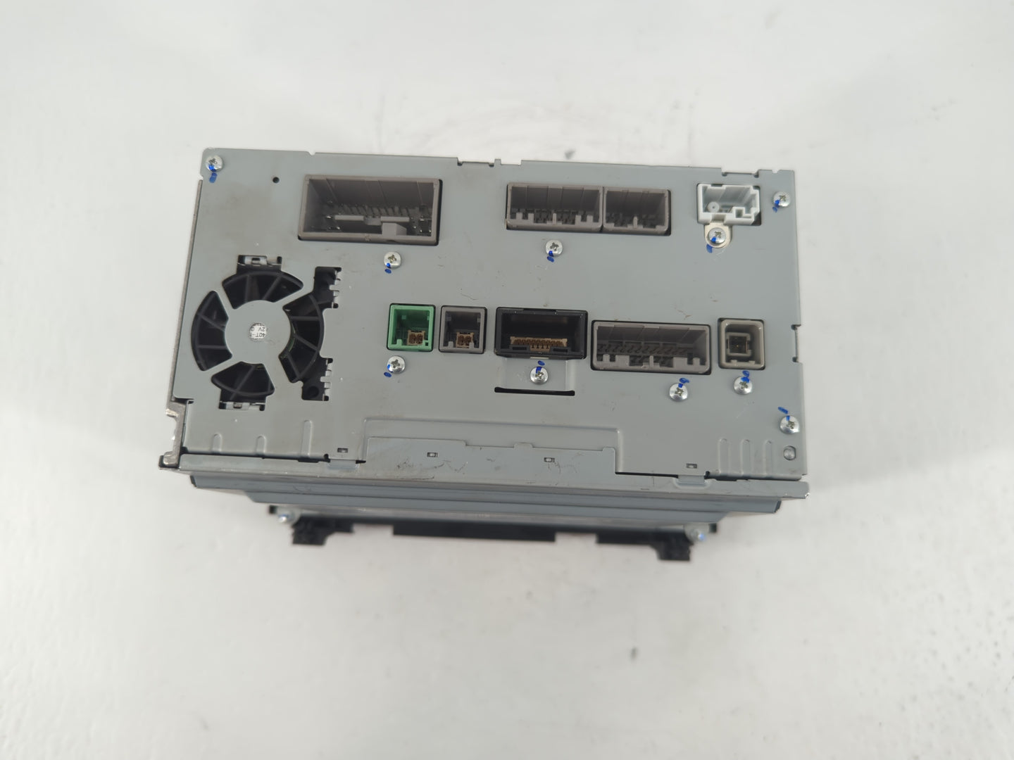 2016 Honda Hr-V Radio AM FM Cd Player Receiver Replacement P/N:39100-T7W-A013-M1 Fits OEM Used Auto Parts - Oemusedautoparts1.com