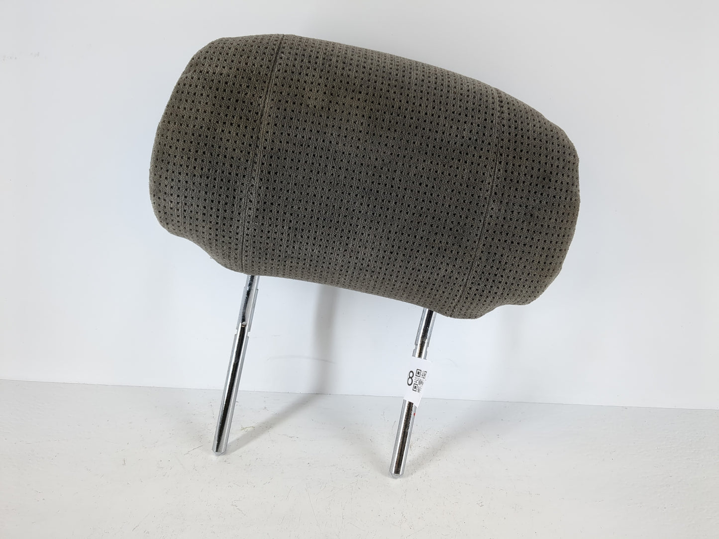2002 Saturn Ls Headrest Head Rest Rear Center Seat Fits OEM Used Auto Parts - Oemusedautoparts1.com