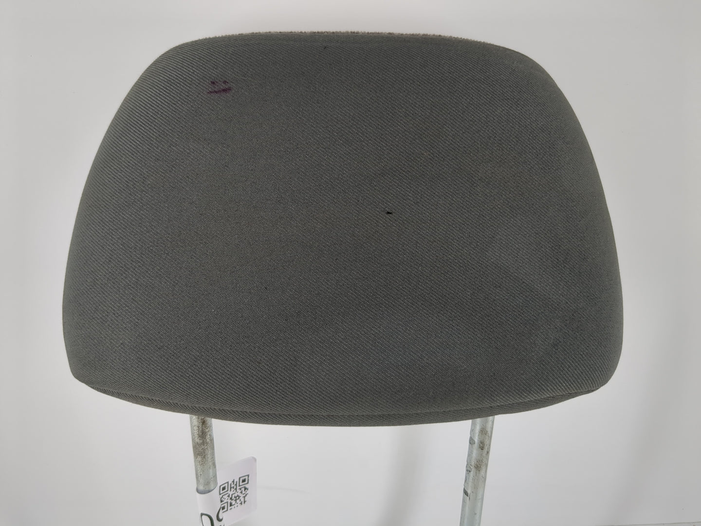 2005-2007 Dodge Caravan Headrest Head Rest Front Driver Passenger Seat Fits Fits 2005 2006 2007 OEM Used Auto Parts - Oemusedautoparts1.com