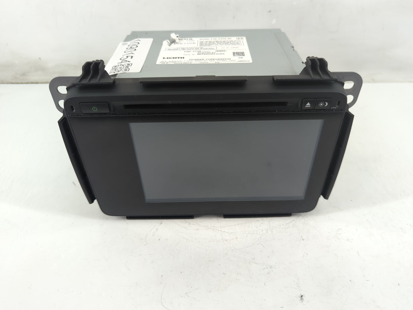 2018 Honda Hr-V Radio AM FM Cd Player Receiver Replacement P/N:39100-T7W-A310-M1 Fits OEM Used Auto Parts - Oemusedautoparts1.com