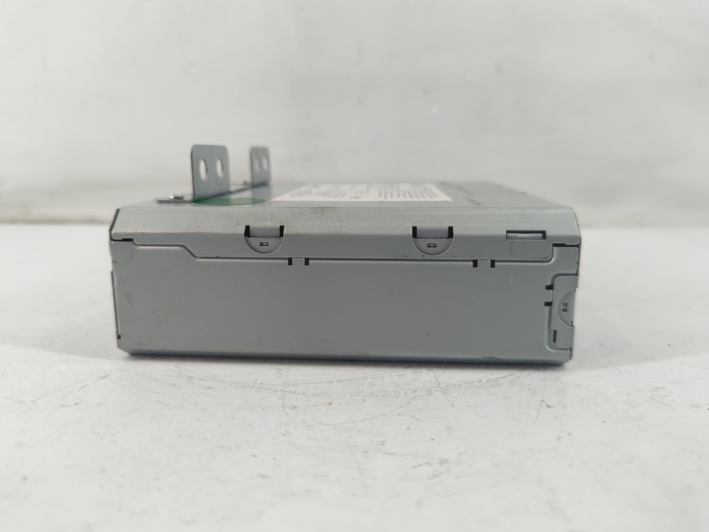 2015-2020 Chevrolet Tahoe Radio AM FM Cd Player Receiver Replacement Fits Fits 2015 2016 2017 2018 2019 2020 OEM Used Auto Parts - Oemusedautoparts1.com