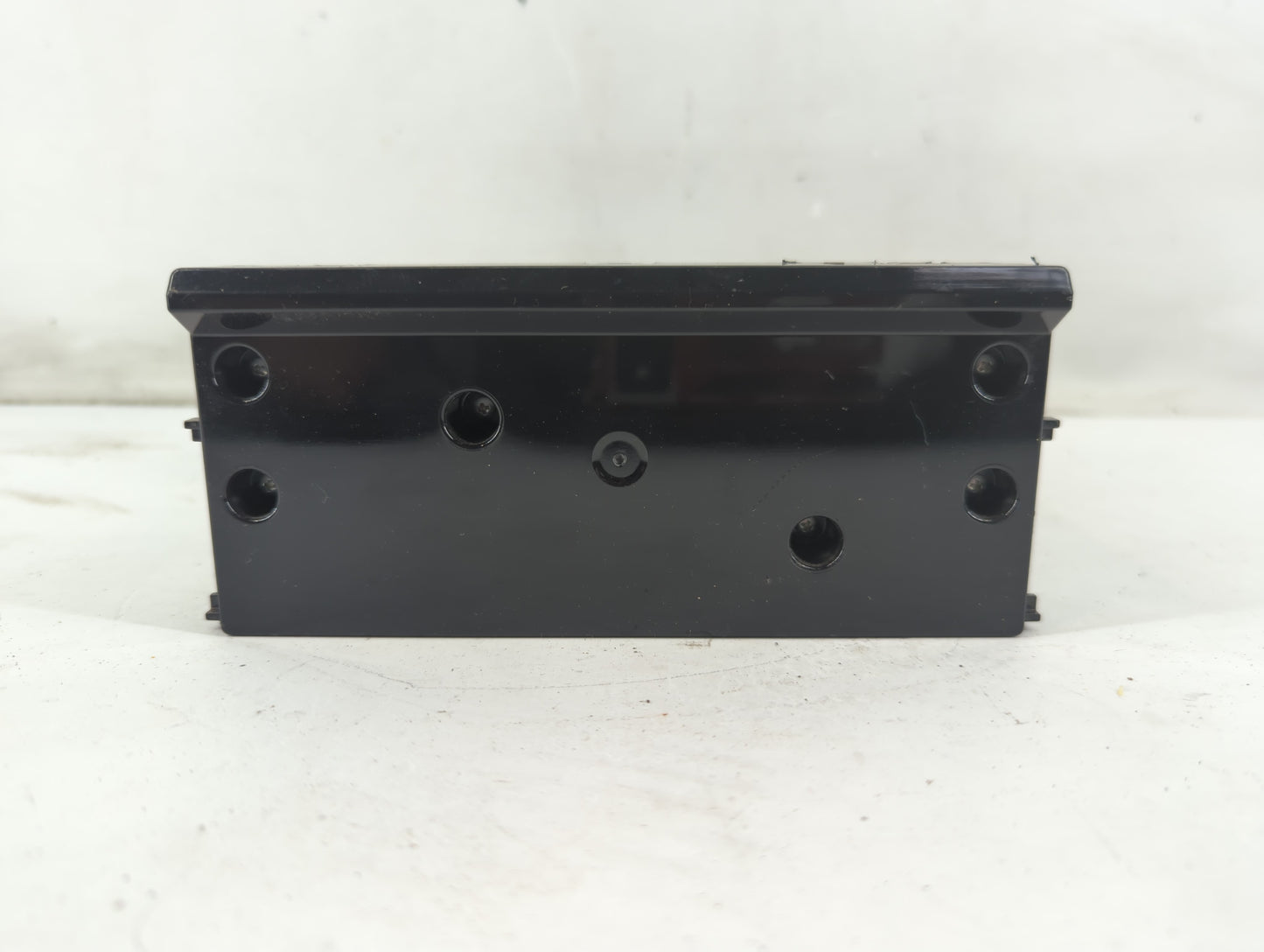2017 Honda Cr-V Radio AM FM Cd Player Receiver Replacement P/N:9737Y214 Fits OEM Used Auto Parts - Oemusedautoparts1.com