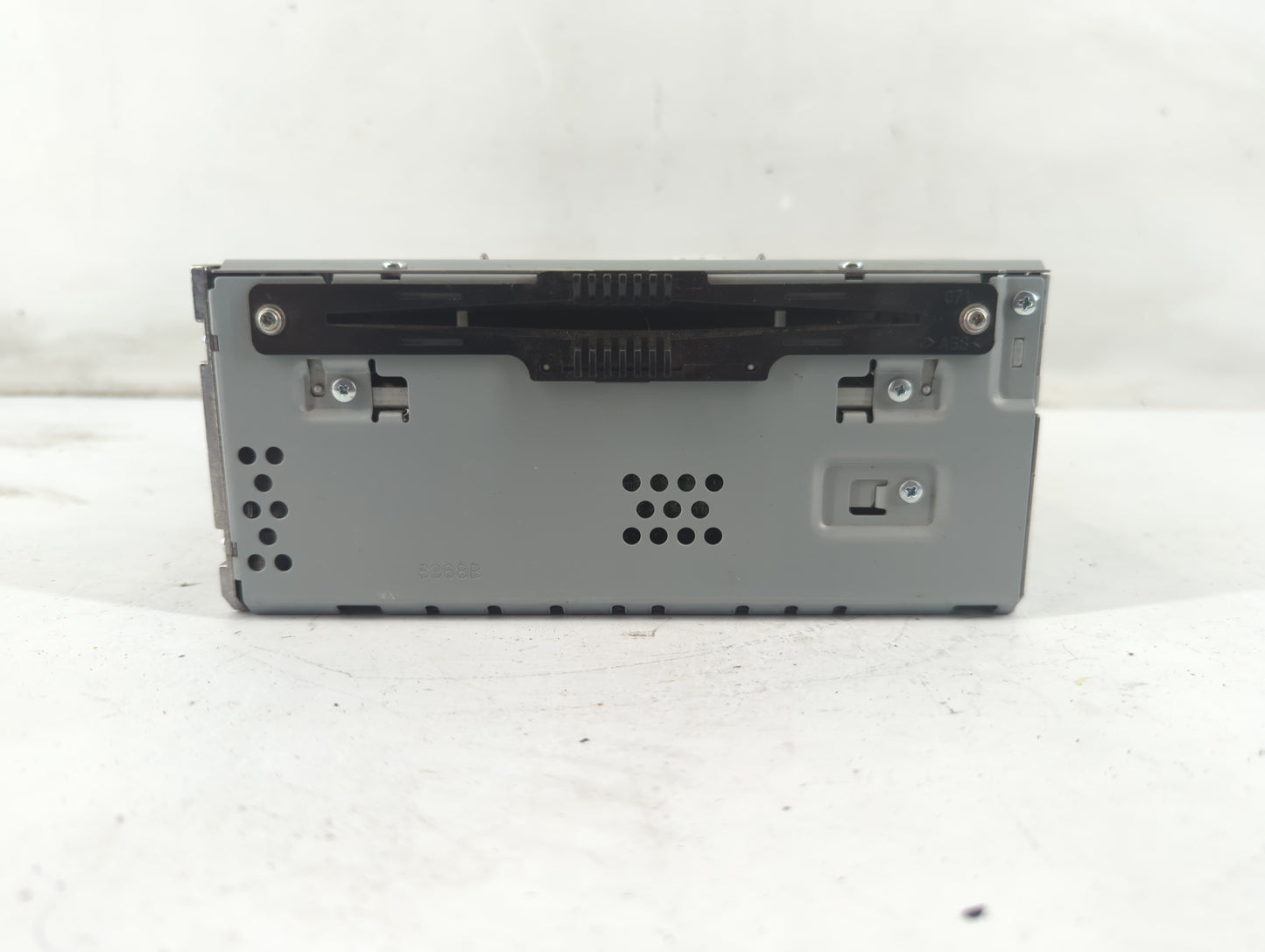 2017-2018 Lincoln Mkc Radio AM FM Cd Player Receiver Replacement Fits Fits 2017 2018 OEM Used Auto Parts - Oemusedautoparts1.com