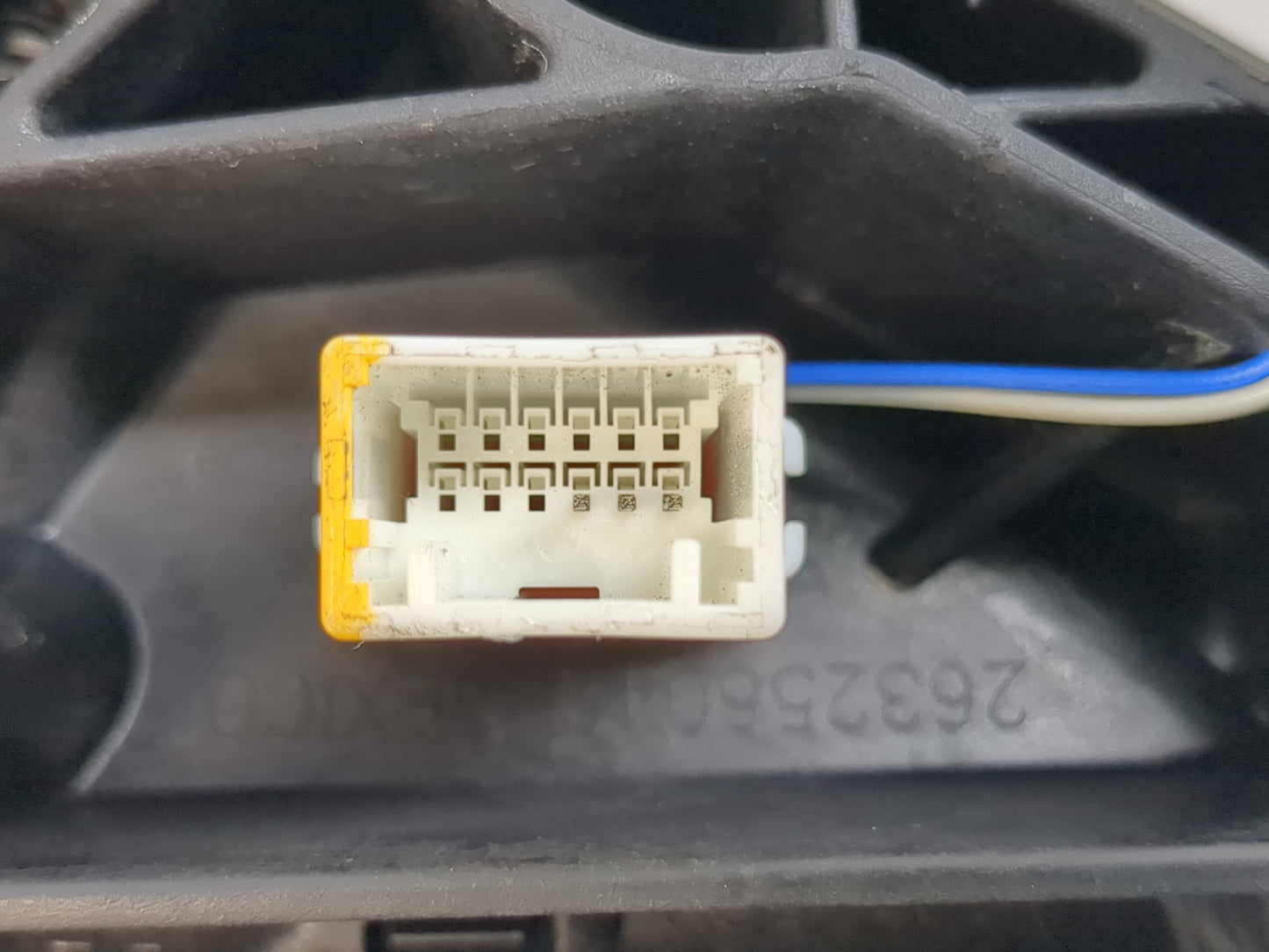 2019-2022 Kia Forte Side Mirror Replacement Passenger Right View Door Mirror P/N:1026EYX Fits Fits 2019 2020 2021 2022 OEM Used Auto Parts