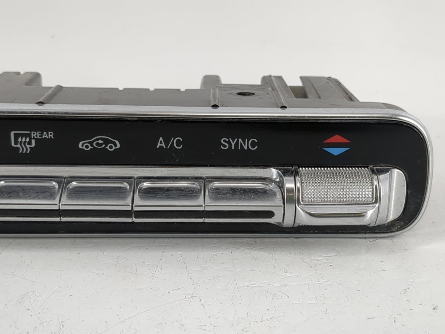 2020-2021 Mercedes-Benz Cla250 Climate Control Module Temperature AC/Heater Replacement P/N:A 247 905 83 02 Fits Fits 2020 2021 OEM Used Auto Parts