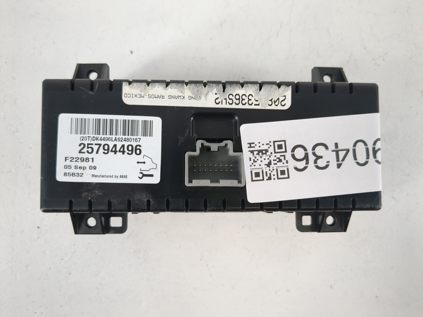 2010 Cadillac Srx Radio AM FM Cd Player Receiver Replacement P/N:25794496 Fits Fits 2011 OEM Used Auto Parts - Oemusedautoparts1.com