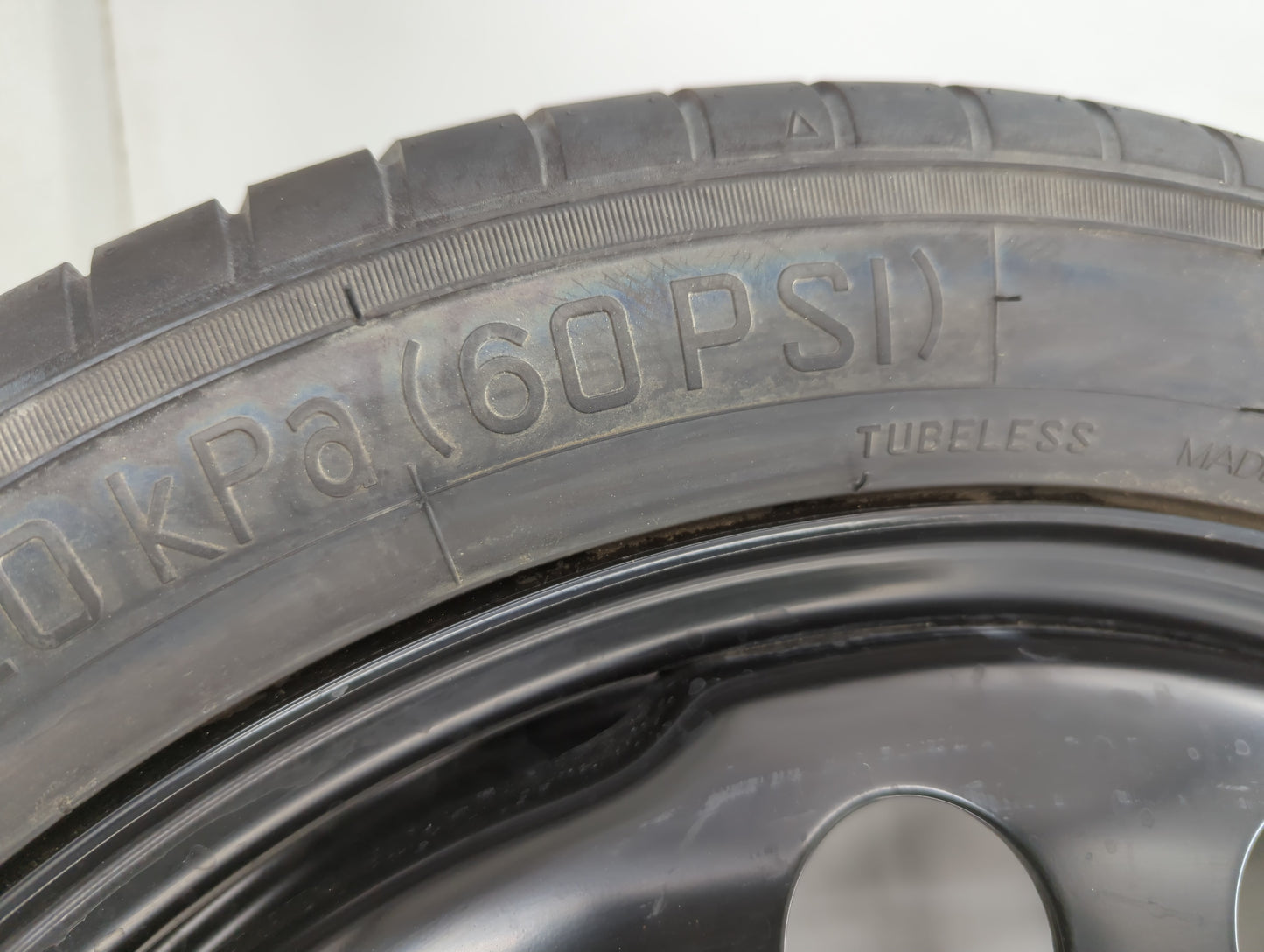 2014-2017 Gmc Terrain Spare Donut Tire Wheel Rim Oem