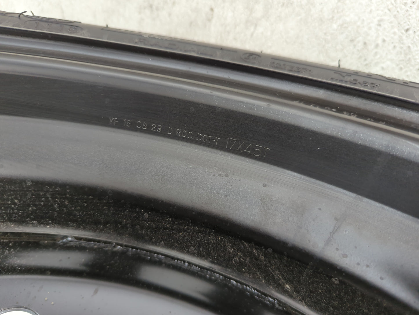 2014-2017 Gmc Terrain Spare Donut Tire Wheel Rim Oem