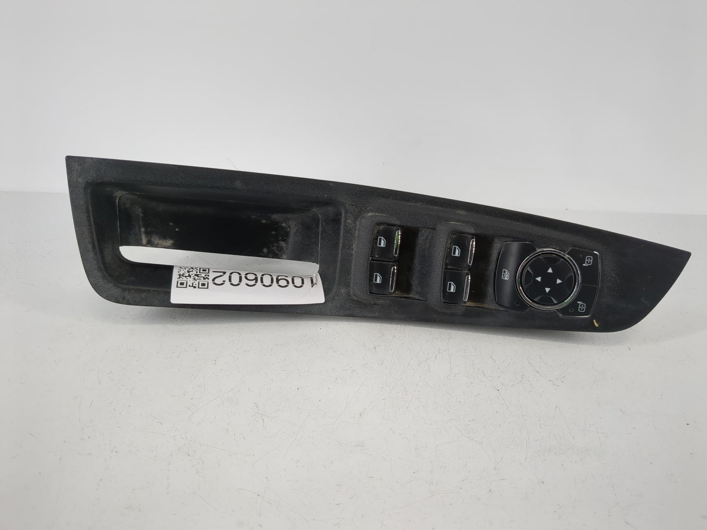 2016-2020 Ford Edge Master Power Window Switch Replacement Driver Side Left P/N:FT4 14A564 AG3 Fits Fits 2016 2017 2018 2019 2020 OEM Used Auto Parts - Oemusedautoparts1.com