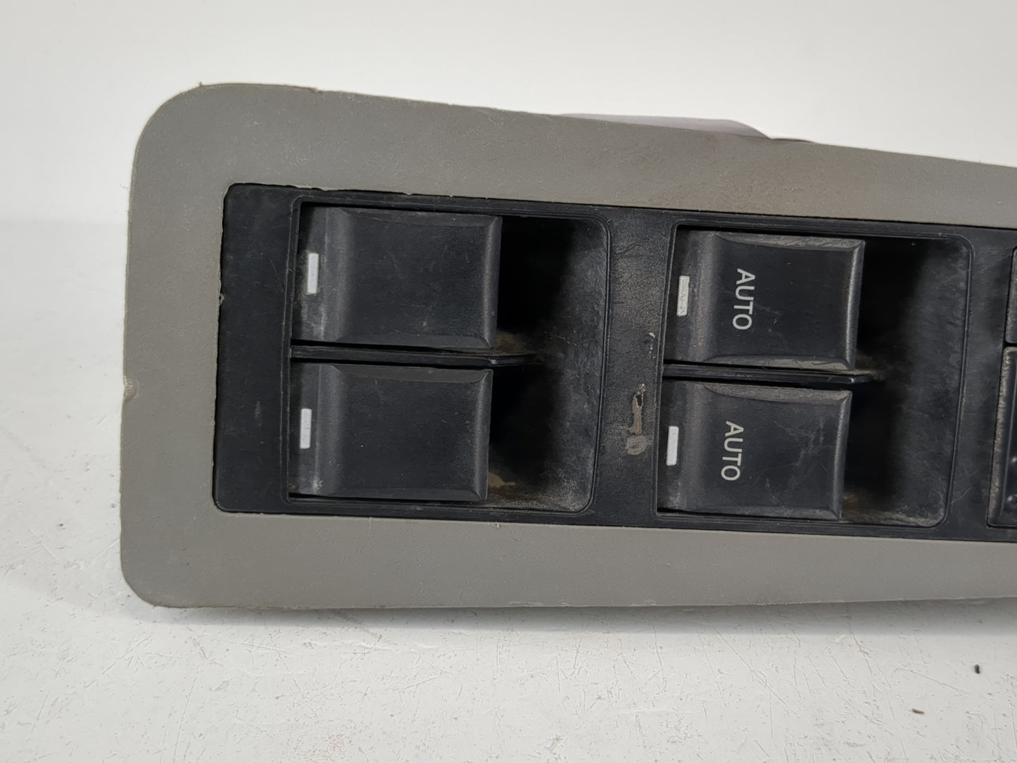 2006-2010 Chrysler 300 Master Power Window Switch Replacement Driver Side Left P/N:04602781AA Fits OEM Used Auto Parts