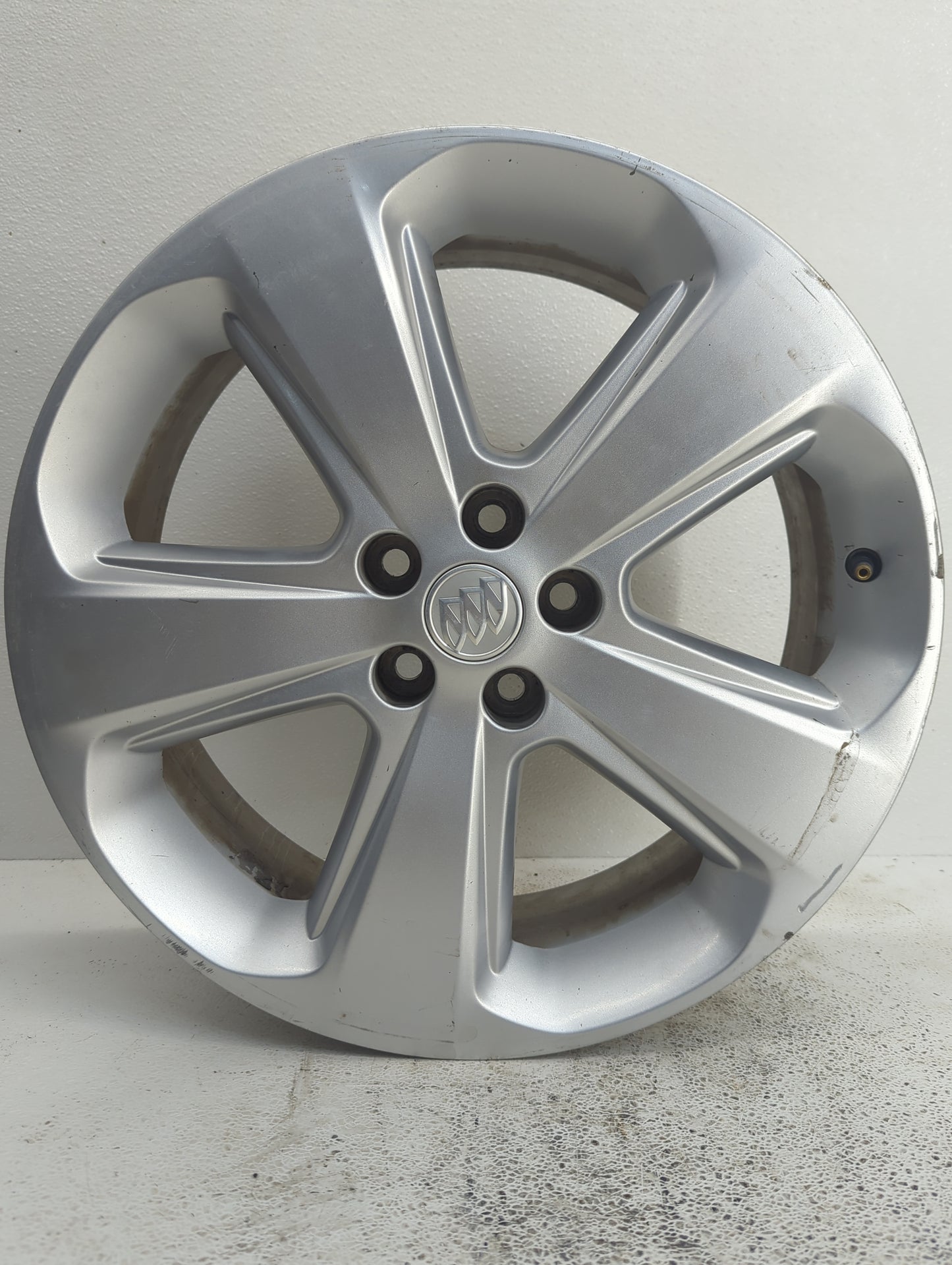 2015-2016 Buick Encore Oem Wheel Rim