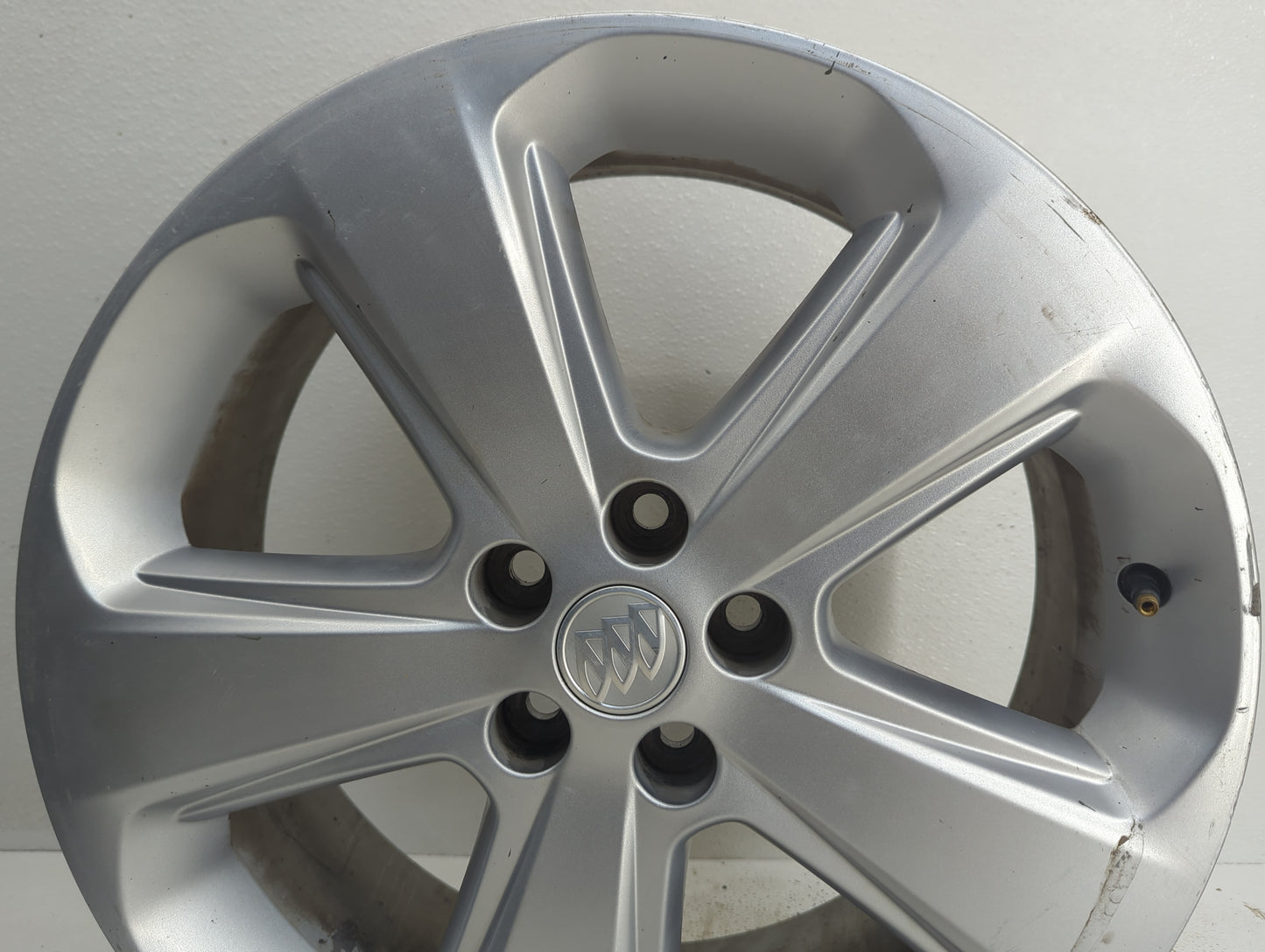 2015-2016 Buick Encore Oem Wheel Rim