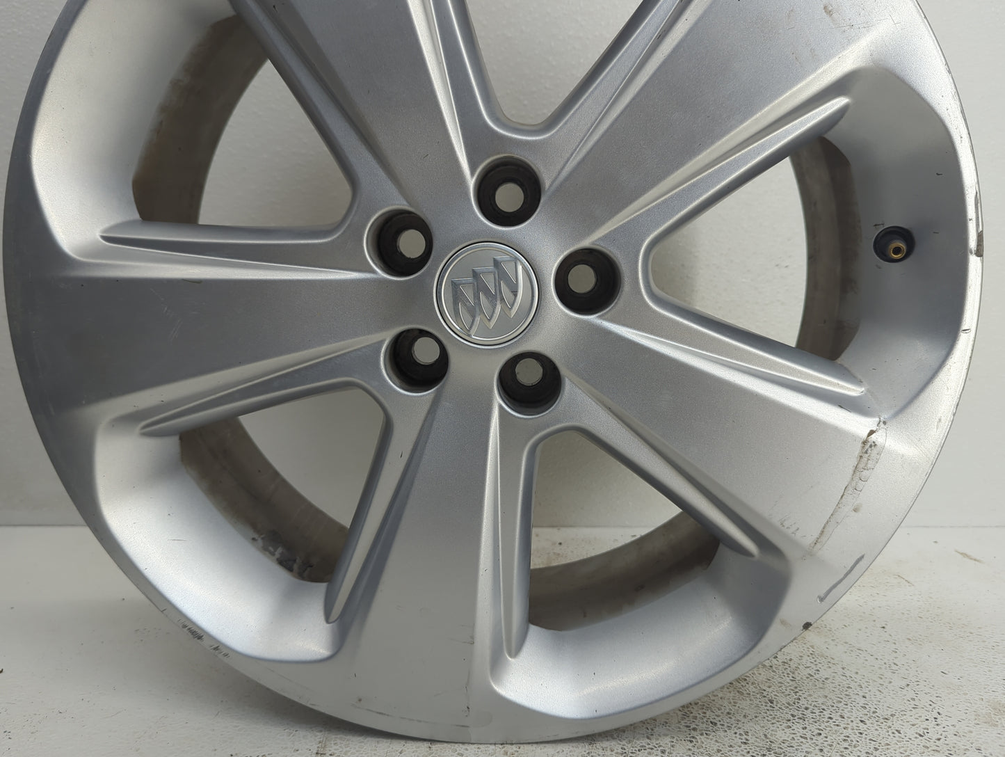 2015-2016 Buick Encore Oem Wheel Rim