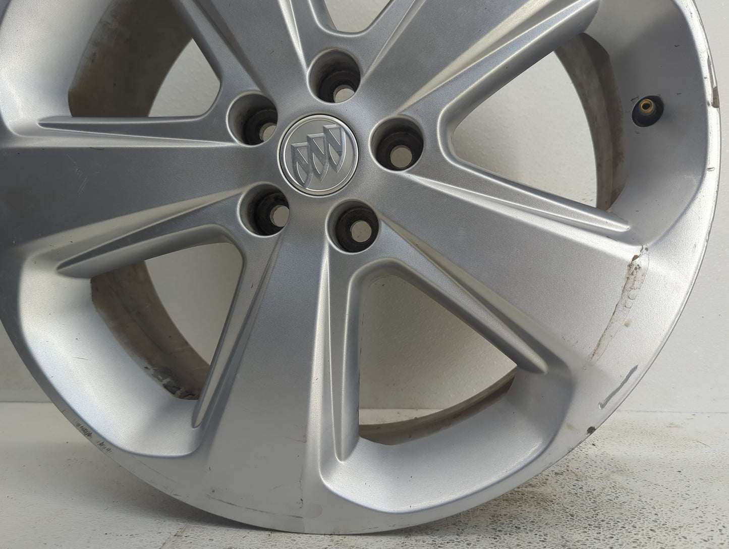 2015-2016 Buick Encore Oem Wheel Rim