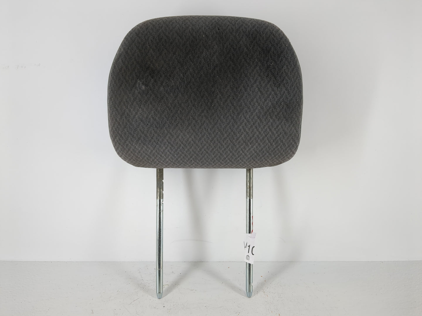 2004 Dodge Caravan Headrest Head Rest Front Driver Passenger Seat Fits OEM Used Auto Parts - Oemusedautoparts1.com