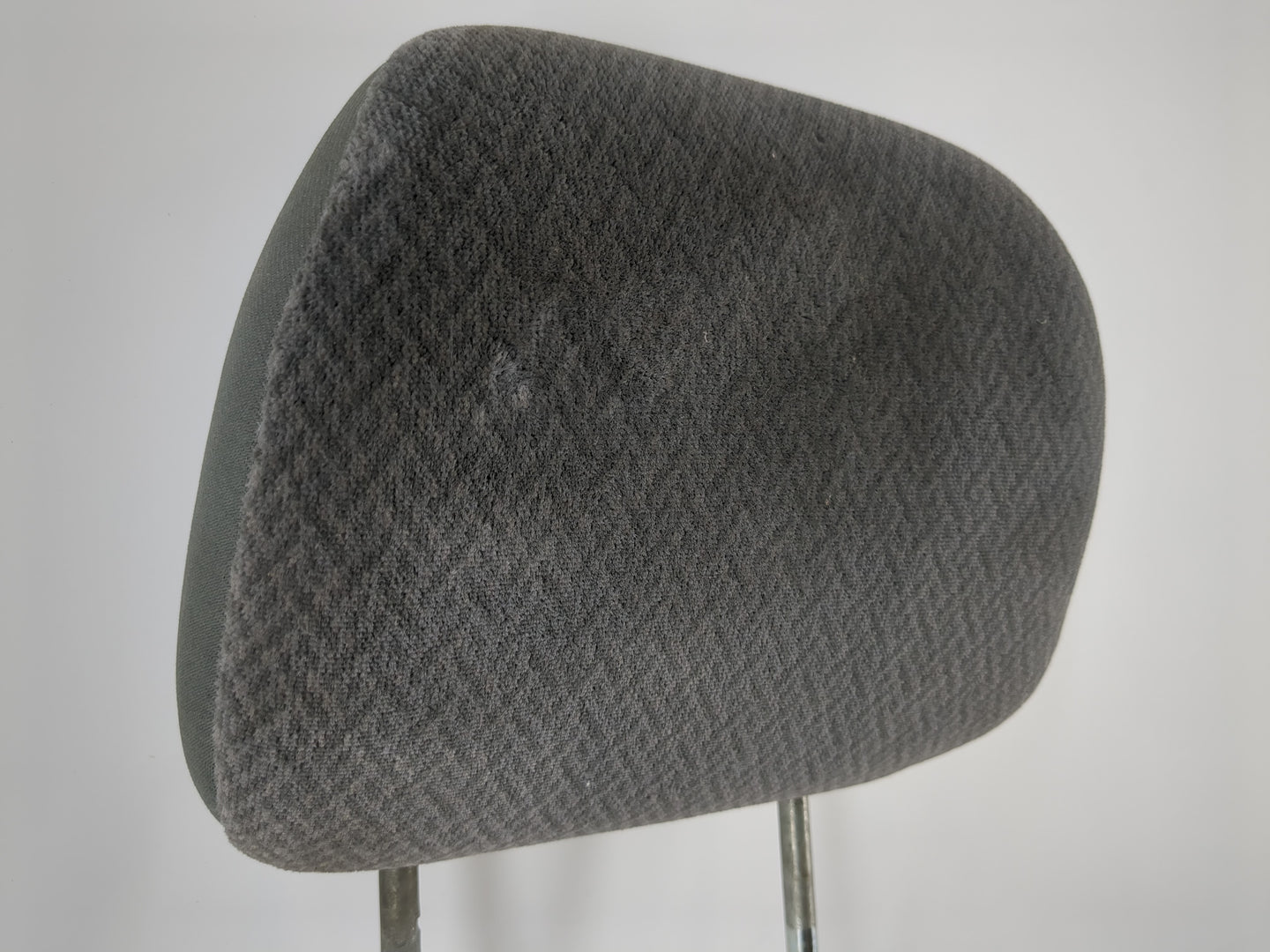 2004 Dodge Caravan Headrest Head Rest Front Driver Passenger Seat Fits OEM Used Auto Parts - Oemusedautoparts1.com