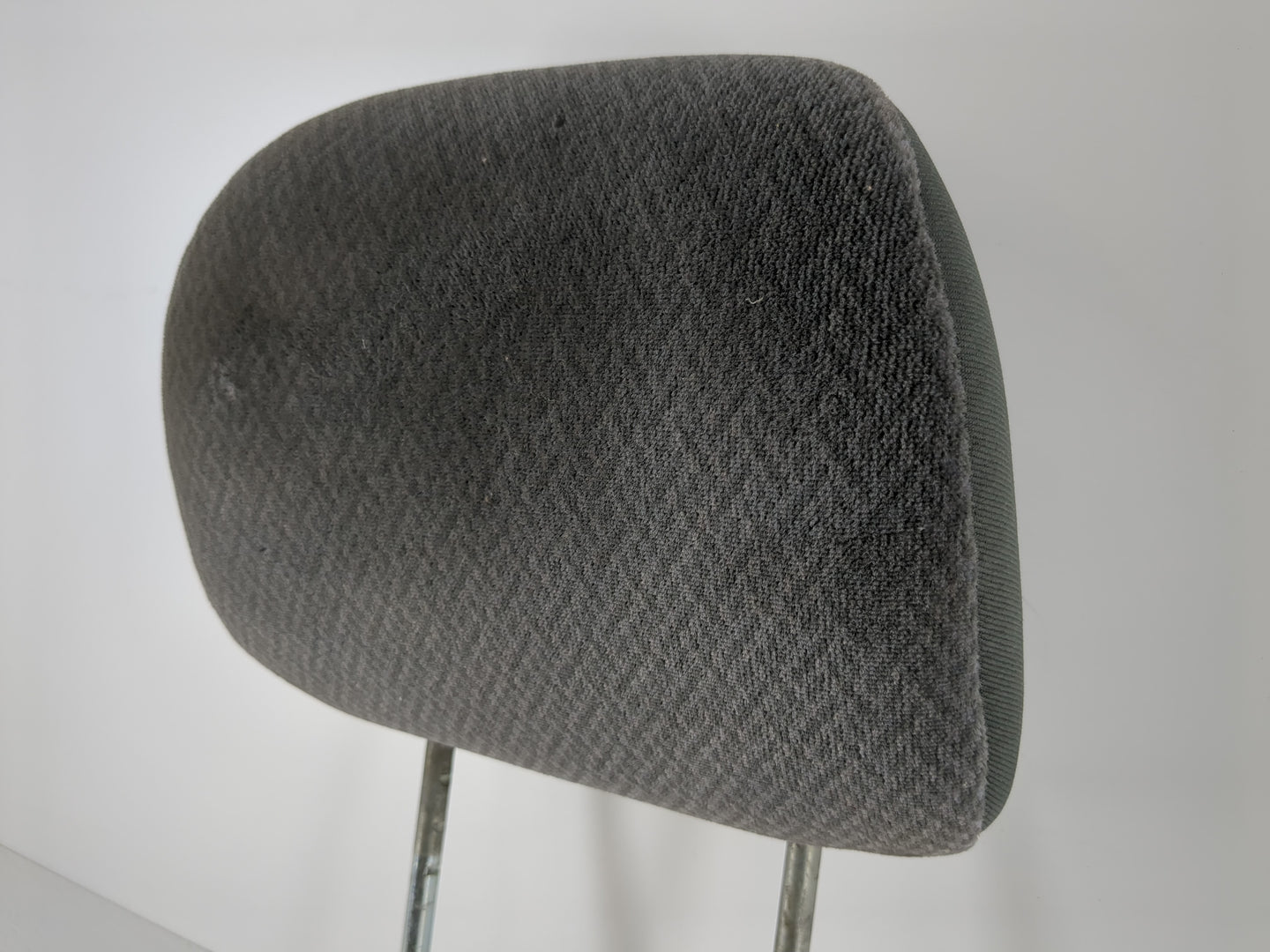 2004 Dodge Caravan Headrest Head Rest Front Driver Passenger Seat Fits OEM Used Auto Parts - Oemusedautoparts1.com