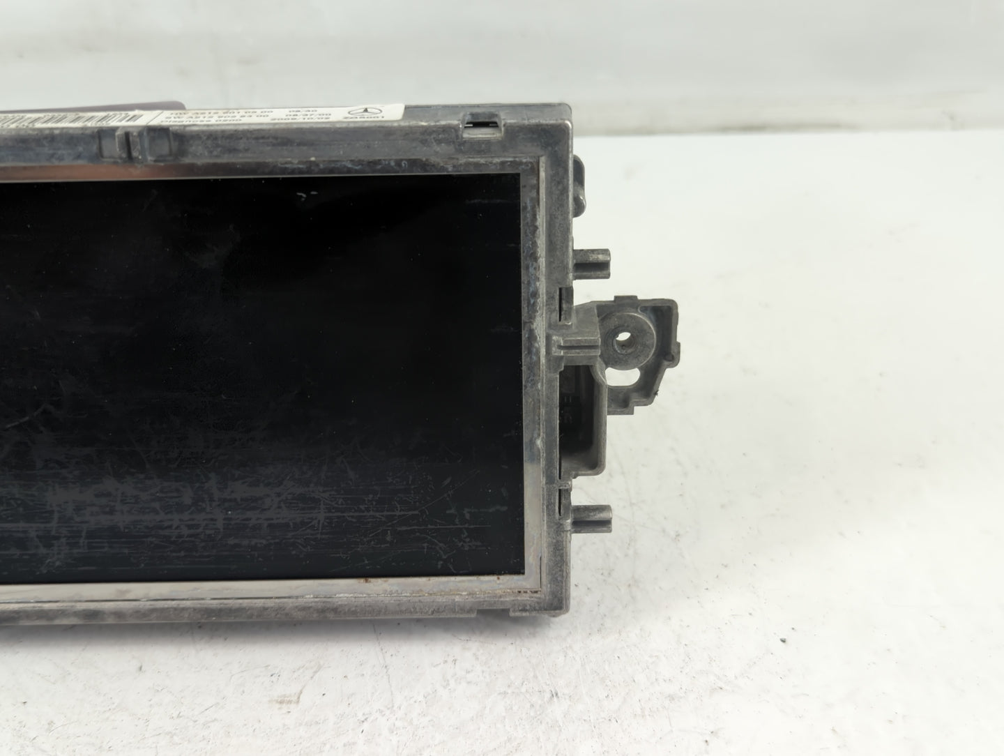2010-2011 Mercedes-benz E350 Information Display Screen - Oemusedautoparts1.com