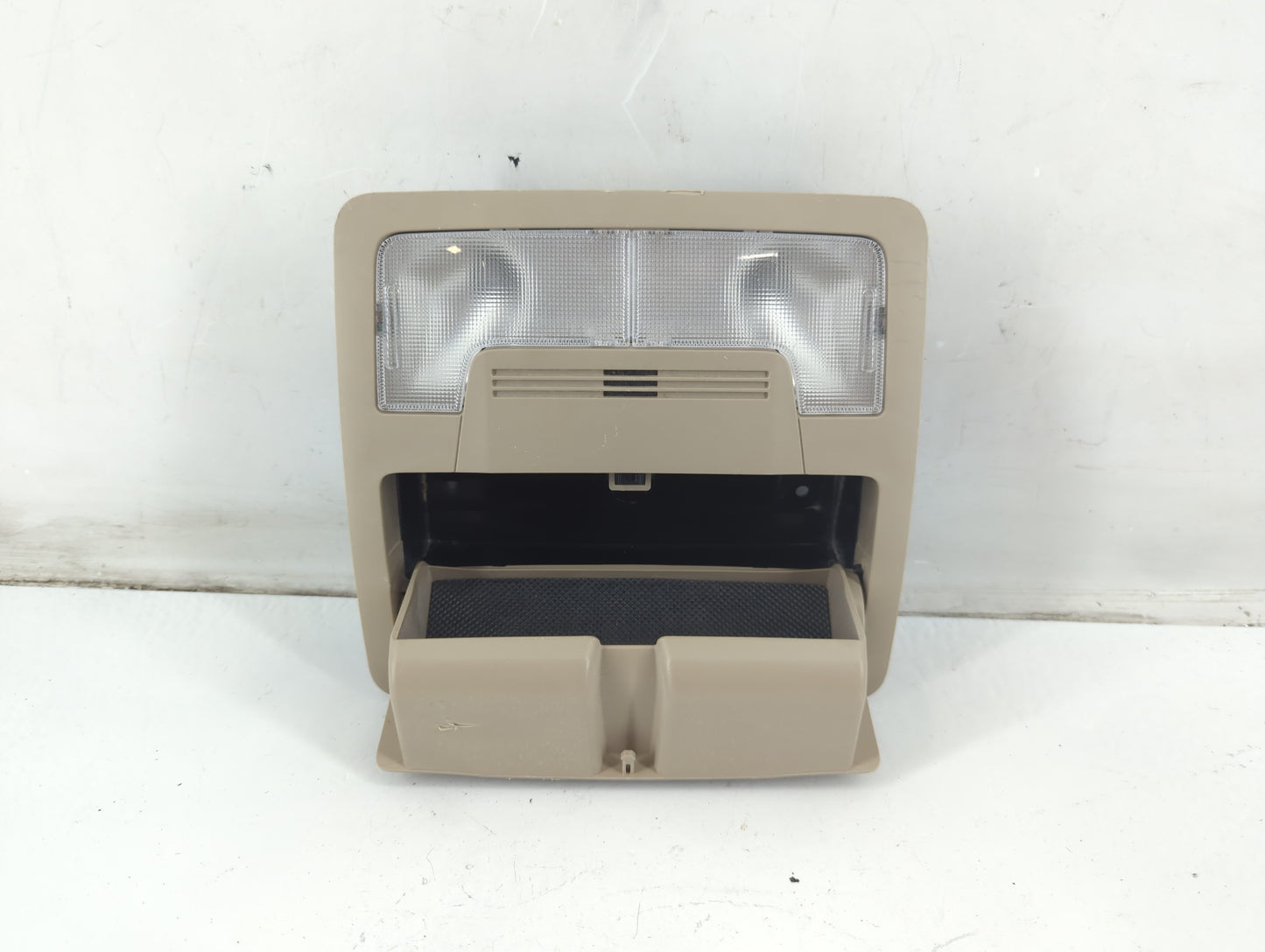 2013 Toyota Camry Overhead Roof Console - Oemusedautoparts1.com