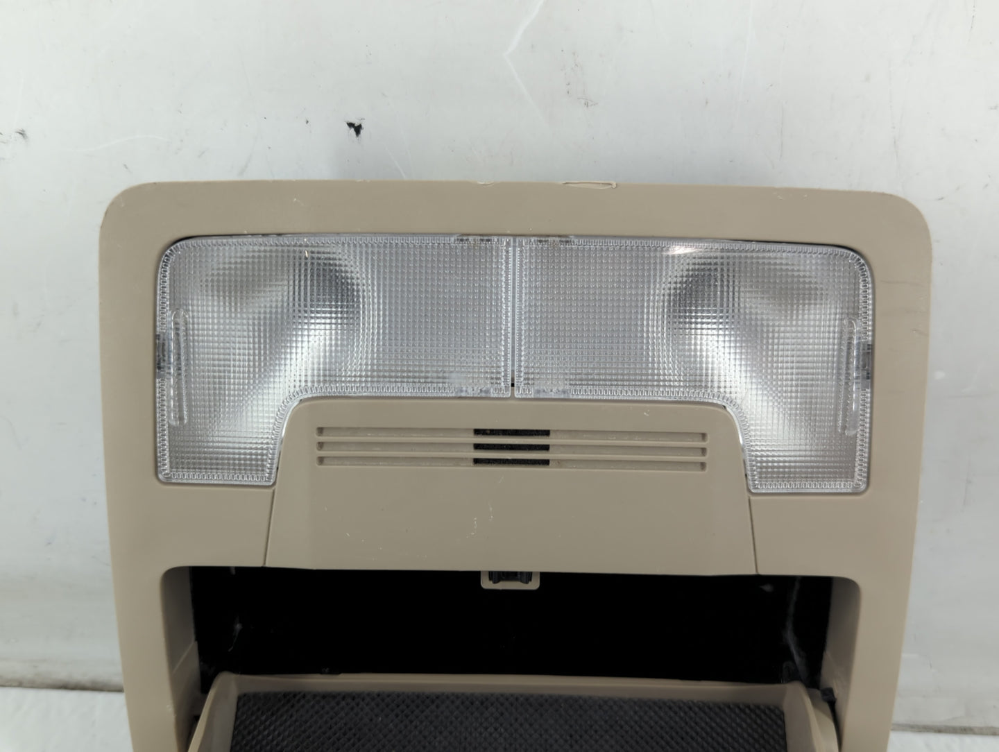 2013 Toyota Camry Overhead Roof Console - Oemusedautoparts1.com