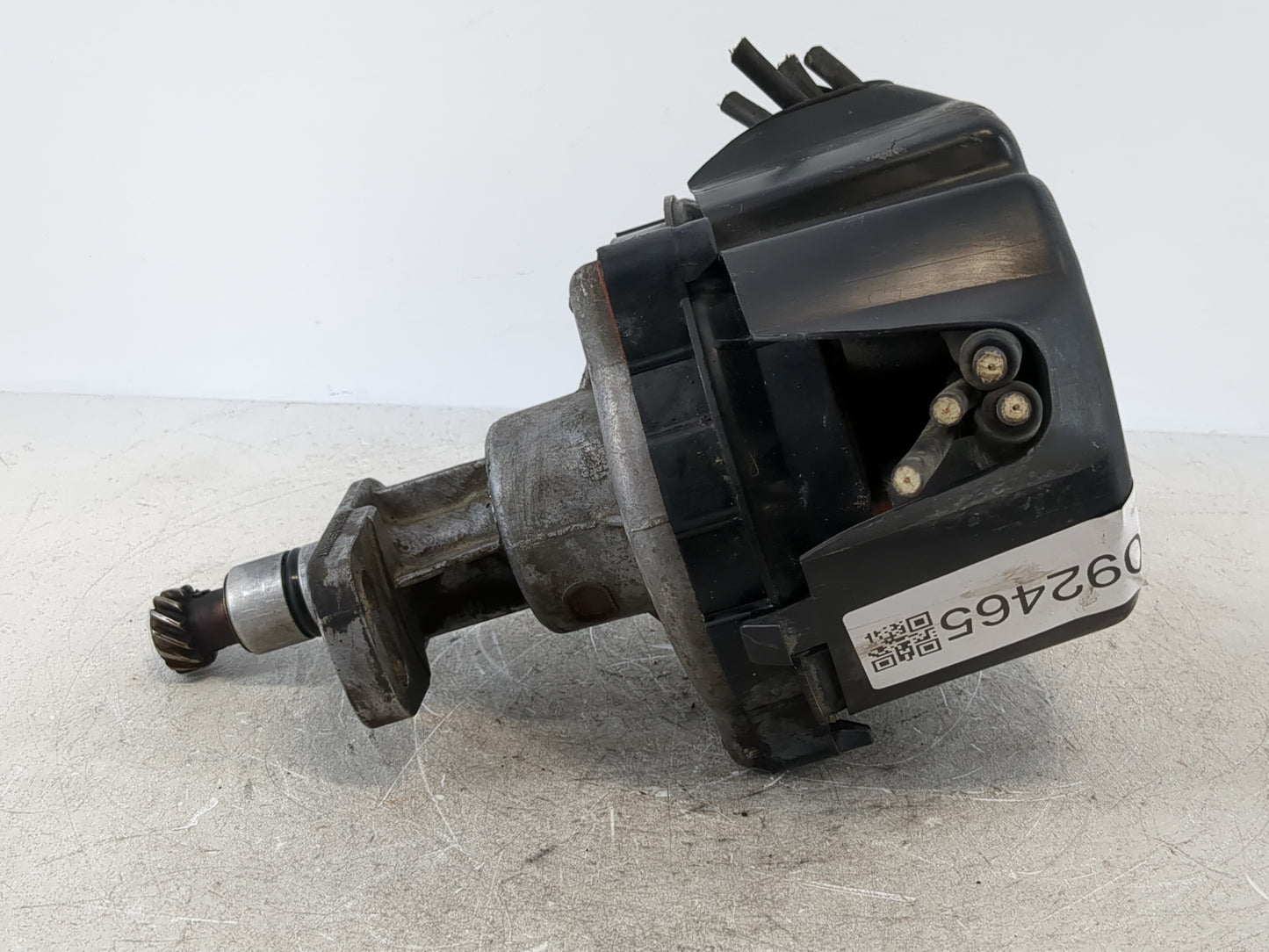 1989 Mercedes-Benz 420sel Engine Ignition Distributor OEM P/N:000 158 2185 Fits OEM Used Auto Parts - Oemusedautoparts1.com