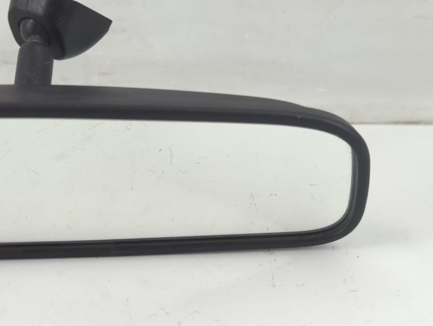 2013-2020 Hyundai Elantra Interior Rear View Mirror Replacement OEM P/N:E4012143 Fits OEM Used Auto Parts - Oemusedautoparts1.com