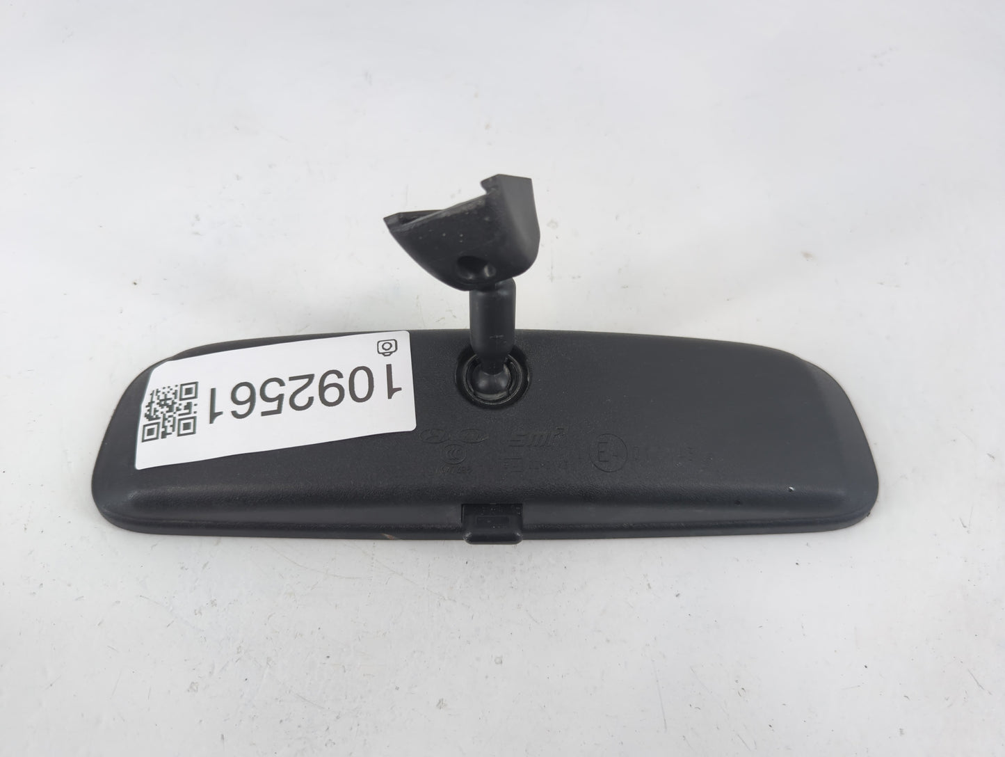 2013-2020 Hyundai Elantra Interior Rear View Mirror Replacement OEM P/N:E4012143 Fits OEM Used Auto Parts - Oemusedautoparts1.com