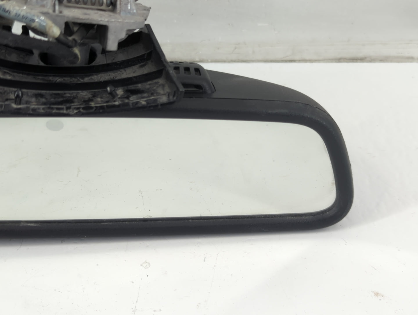 2010-2015 Mercedes-Benz C250 Interior Rear View Mirror Replacement OEM P/N:E11026530 Fits OEM Used Auto Parts - Oemusedautoparts1.com