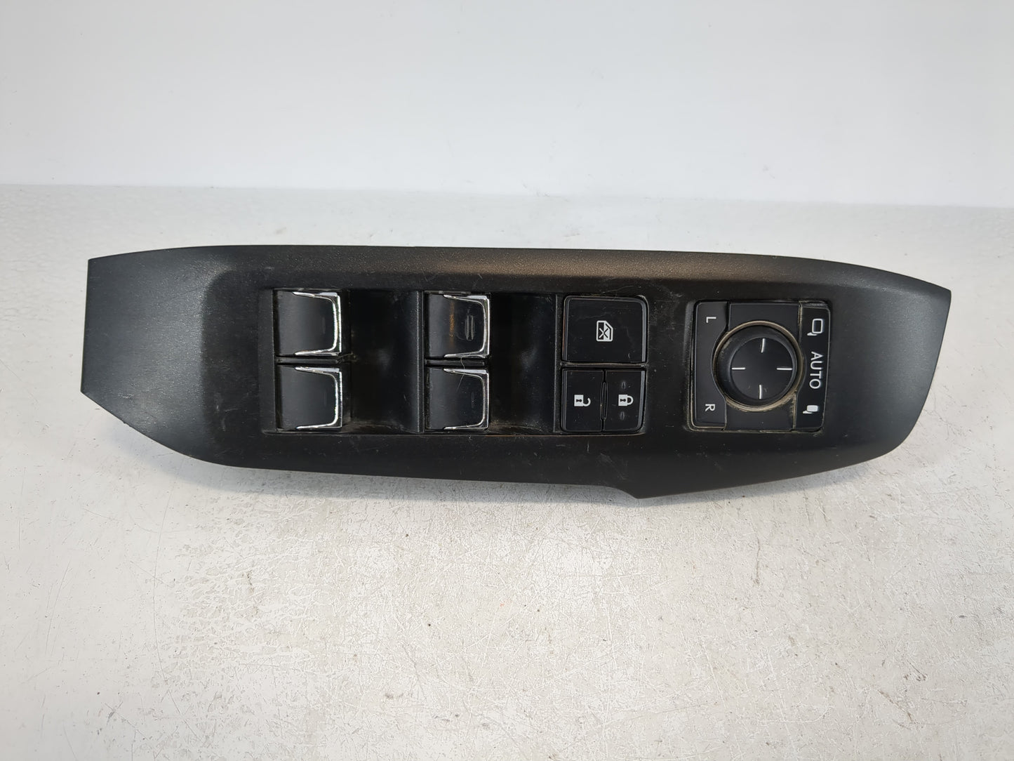2018-2020 Lexus Nx300 Master Power Window Switch Replacement Driver Side Left P/N:84040-78030 Fits Fits 2018 2019 2020 OEM Used Auto Parts