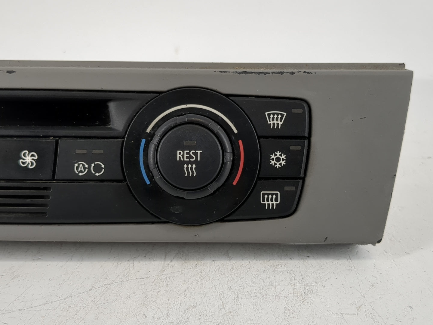 2001-2005 Bmw 325i Climate Control Module Temperature AC/Heater Replacement P/N:6411 9110610-01 Fits OEM Used Auto Parts - Oemusedautoparts1.com