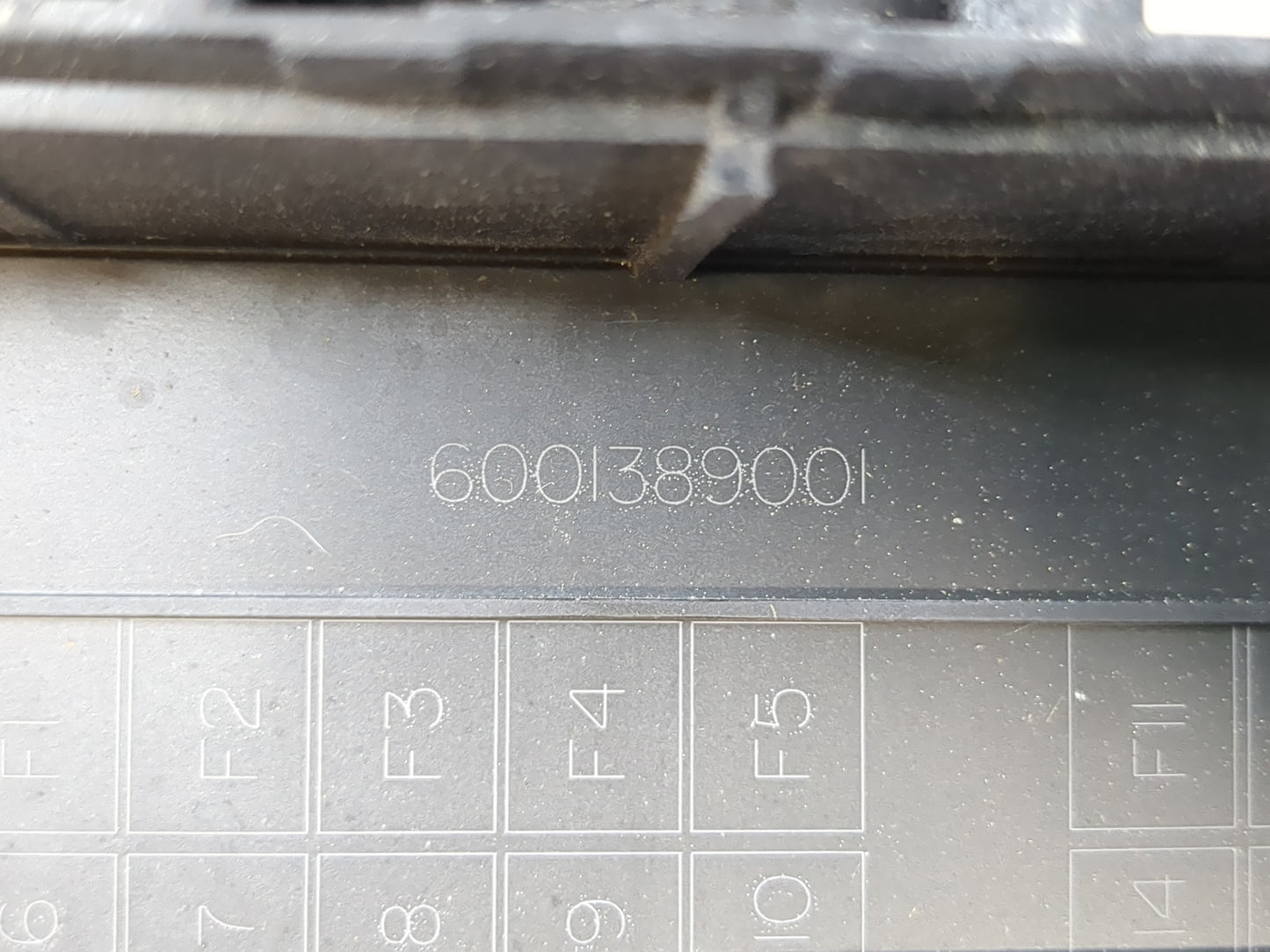 2011-2013 Ford Fiesta Fusebox Fuse Box Panel Relay Module P/N:6001389001 Fits Fits 2011 2012 2013 OEM Used Auto Parts