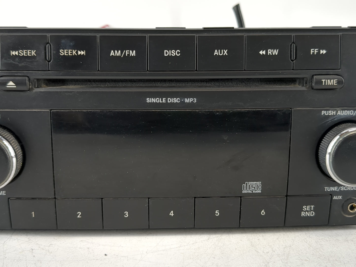 2009-2010 Jeep Patriot Radio AM FM Cd Player Receiver Replacement P/N:P05091111AC Fits Fits 2008 2009 2010 OEM Used Auto Parts