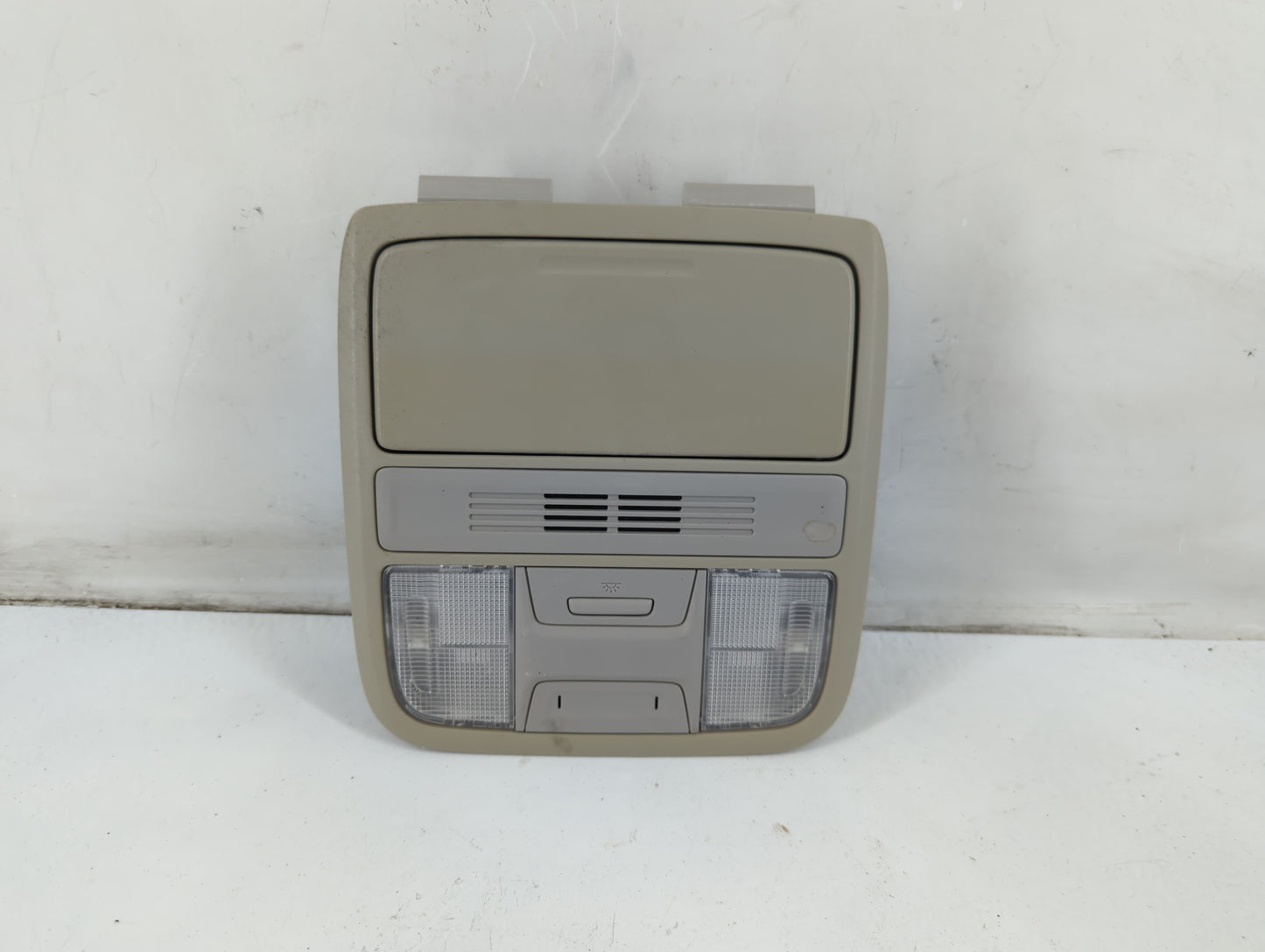 2018 Honda Accord Overhead Roof Console - Oemusedautoparts1.com