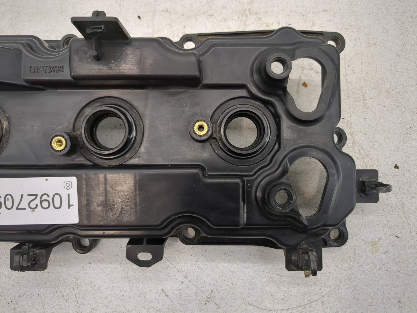 2010 Nissan Maxima Driver Left Cylinder Head Valve Cover P/N:Y2136-011 Fits OEM Used Auto Parts - Oemusedautoparts1.com