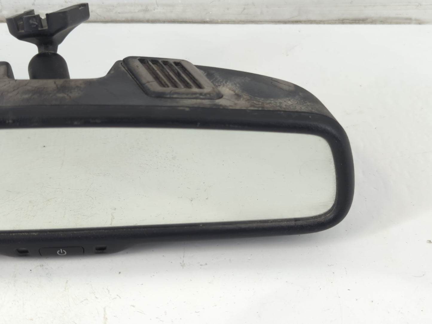 2010-2012 Chrysler Town & Country Interior Rear View Mirror Replacement OEM P/N:E11026130 Fits Fits 2010 2011 2012 OEM Used Auto Parts - Oemusedautoparts1.com