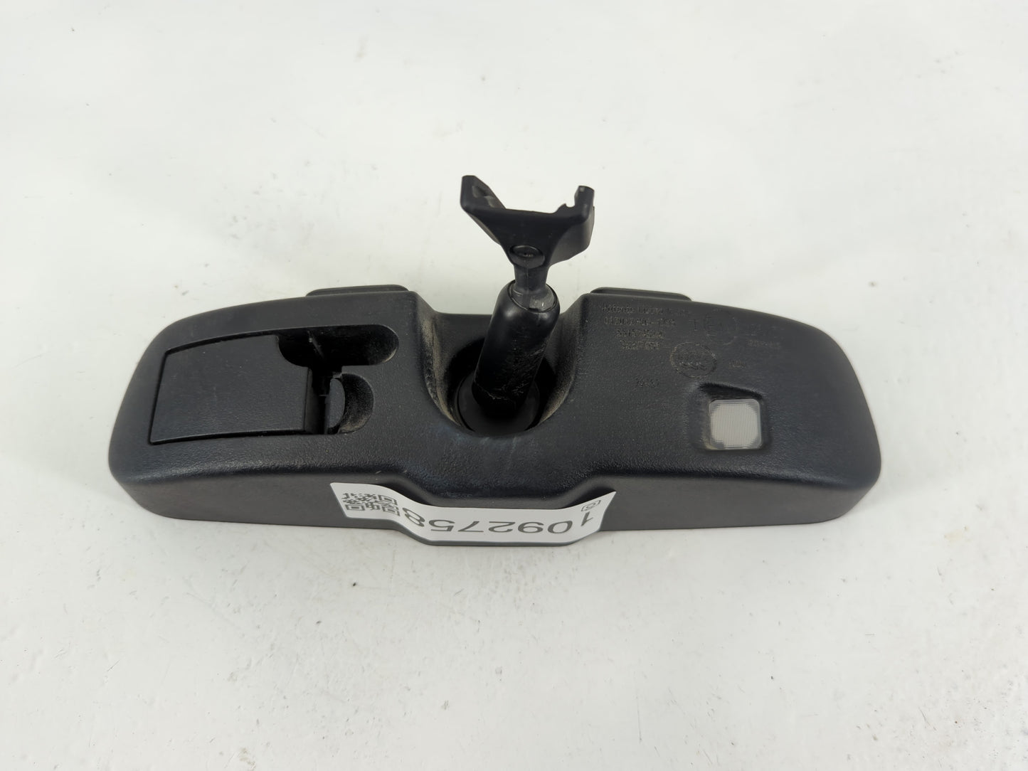 2010-2012 Chrysler Town & Country Interior Rear View Mirror Replacement OEM P/N:E11026130 Fits Fits 2010 2011 2012 OEM Used Auto Parts - Oemusedautoparts1.com