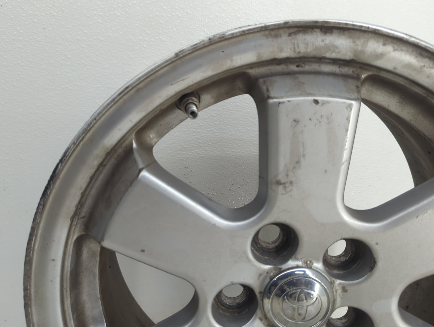 2004-2009 Toyota Prius Oem Wheel Rim