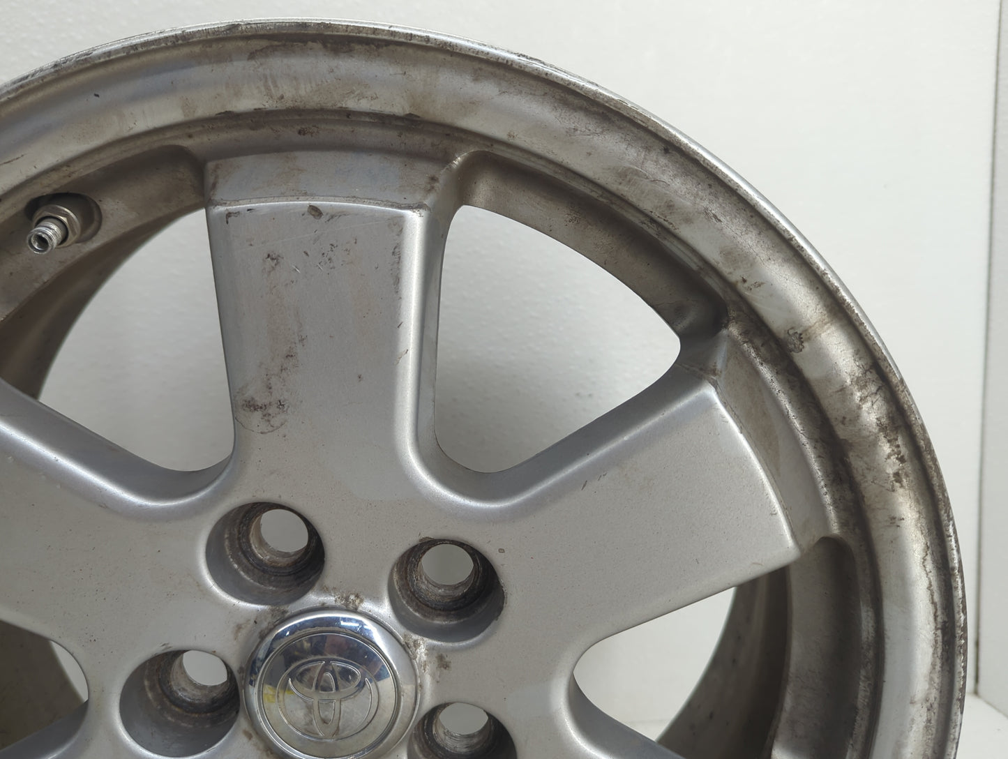 2004-2009 Toyota Prius Oem Wheel Rim