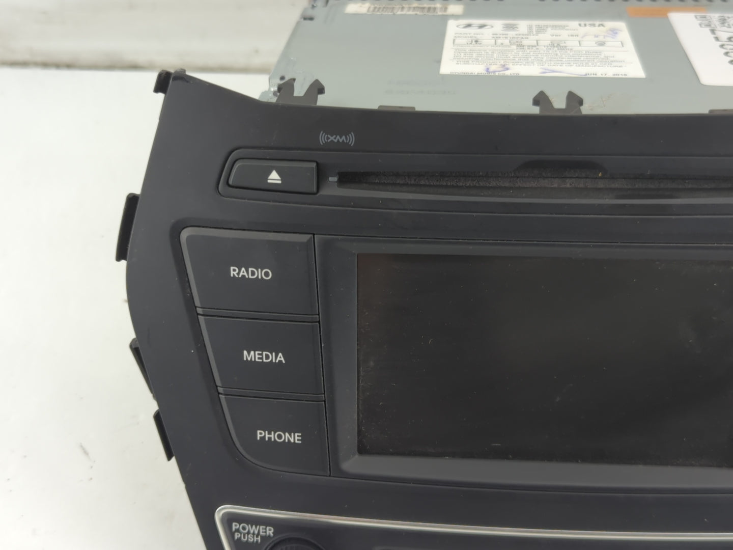 2017-2018 Hyundai Santa Fe Radio AM FM Cd Player Receiver Replacement P/N:96180-4Z6004X Fits Fits 2017 2018 OEM Used Auto Parts - Oemusedautoparts1.com