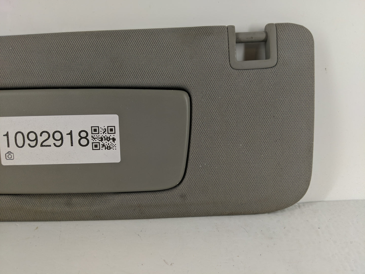 2018 Gmc Terrain Sun Visor Shade Replacement Driver Left Mirror Fits OEM Used Auto Parts - Oemusedautoparts1.com