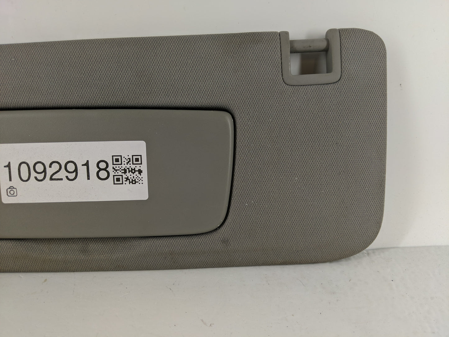 2018 Gmc Terrain Sun Visor Shade Replacement Driver Left Mirror Fits OEM Used Auto Parts - Oemusedautoparts1.com