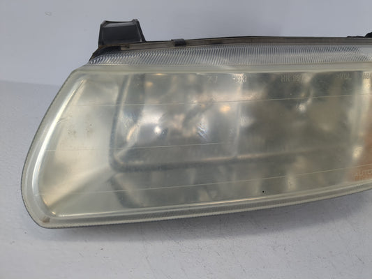 2001-2002 Saturn L100 Driver Left Oem Head Light Headlight Lamp