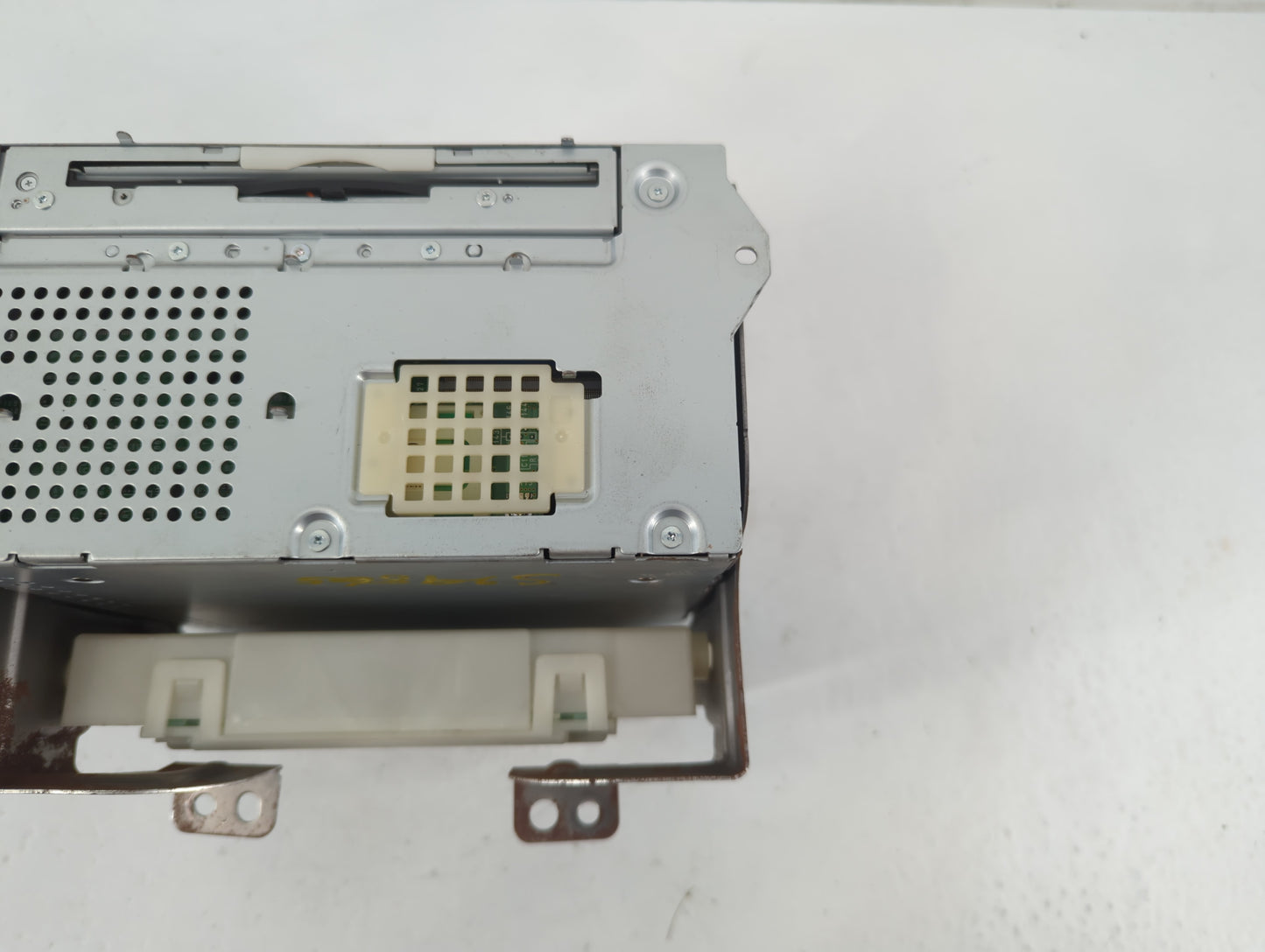 2013 Nissan Maxima Radio AM FM Cd Player Receiver Replacement P/N:27760 ZY80A 28185 9DA0A Fits Fits 2012 OEM Used Auto Parts - Oemusedautoparts1.com