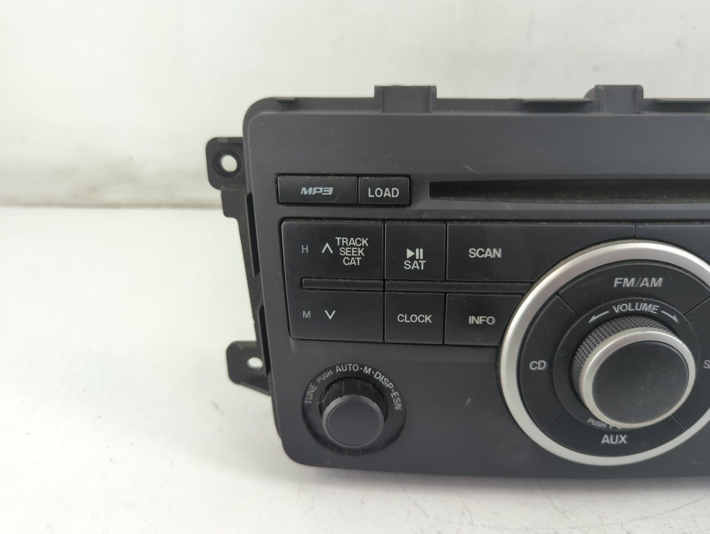 2009-2012 Mazda Cx-9 Radio AM FM Cd Player Receiver Replacement P/N:TE91 66 AR0B Fits Fits 2009 2011 2012 OEM Used Auto Parts - Oemusedautoparts1.com
